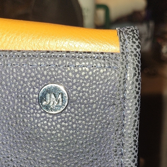 Black and Tan Satchel with Structured Shape and Sturdy Material - Picture 9 of 12